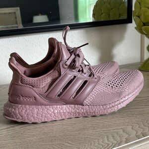 adidas Ultraboost Women's Knit Running Shoes